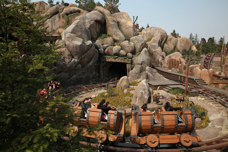 上海迪士尼乐园2天一夜游玩攻略,上海迪士尼2天游玩攻略