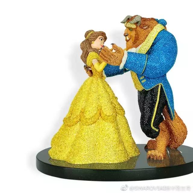 买不起大牌可以穿的衣服,买不起系列礼服