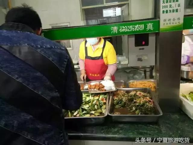 新华学院，不散的青春