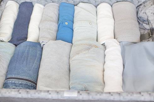 去度假怎么装行李整理省空间,沉浸式收拾行李箱出去旅行