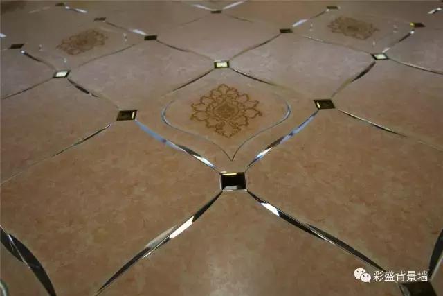 墙上挂镜子上玻璃胶怎么处理,墙壁上装大镜子一定要打玻璃胶吗