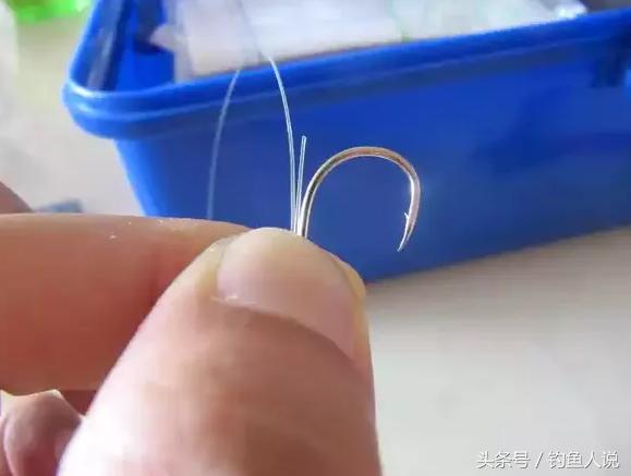 钓鱼怎么绑子线不会缠线,钓鱼子线短的怎么绑