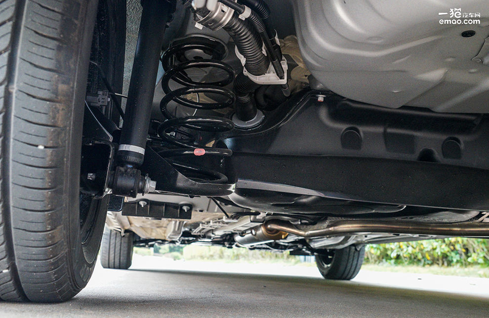 19年3月入户丰田两厢威驰fs二手,试驾丰田威驰fs最低配