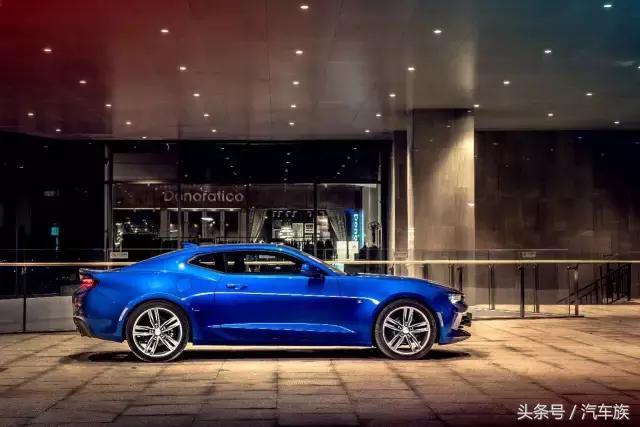 试驾科迈罗2020款野马,科迈罗rs和野马怎么选