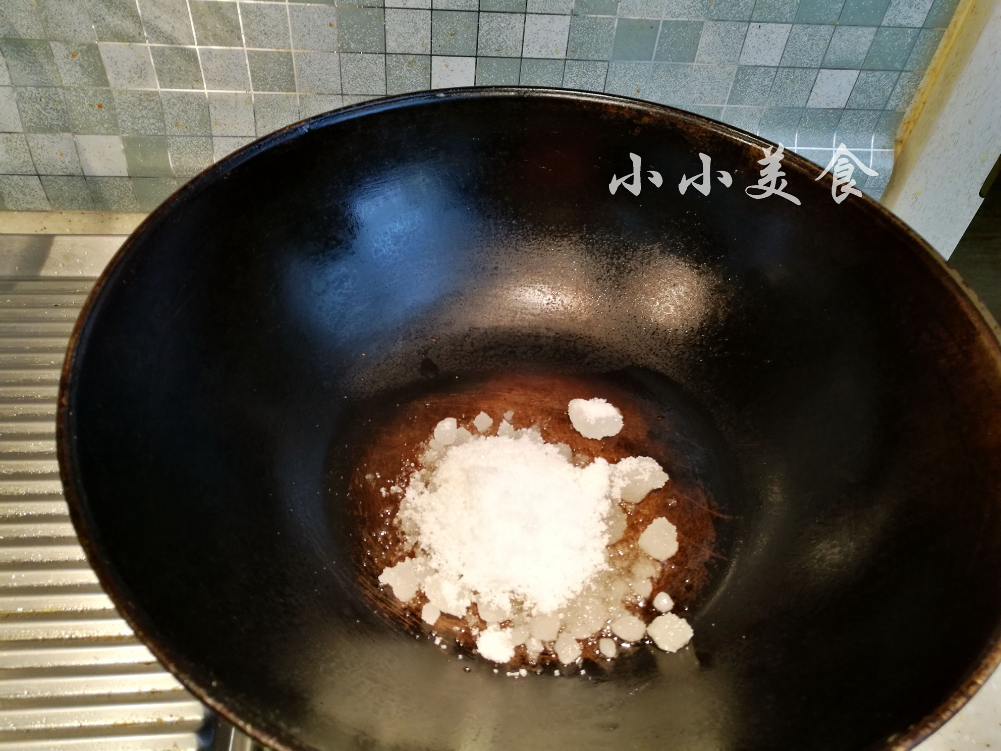 糖醋排骨凉菜,糖醋排骨软糯脱骨不柴不塞牙