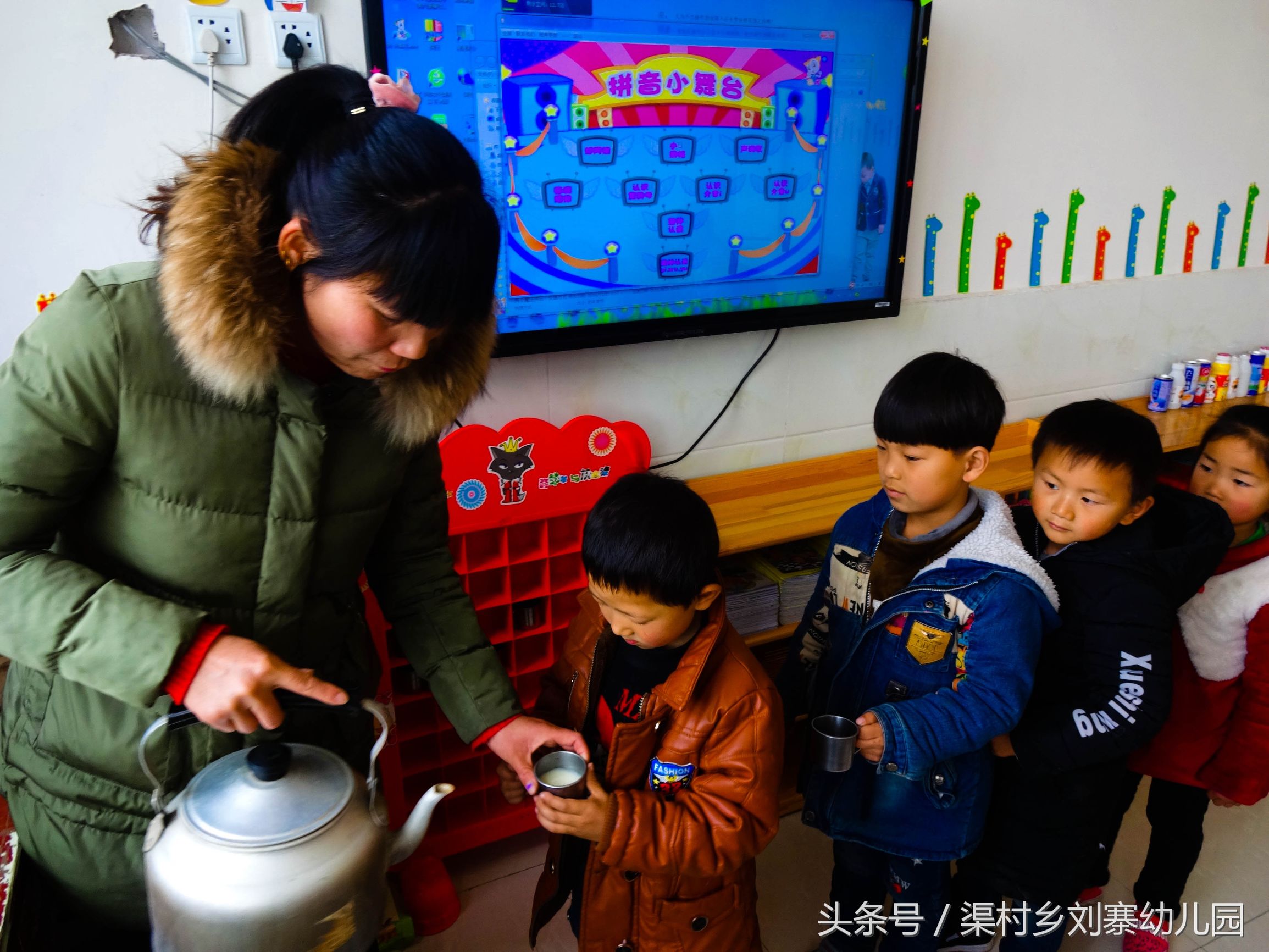 孩子每天在刘寨幼儿园吃什么呢？·孩子成长日记第二期