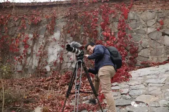 请问，走一趟迈阿密国际电影节红毯一共需要多少步？