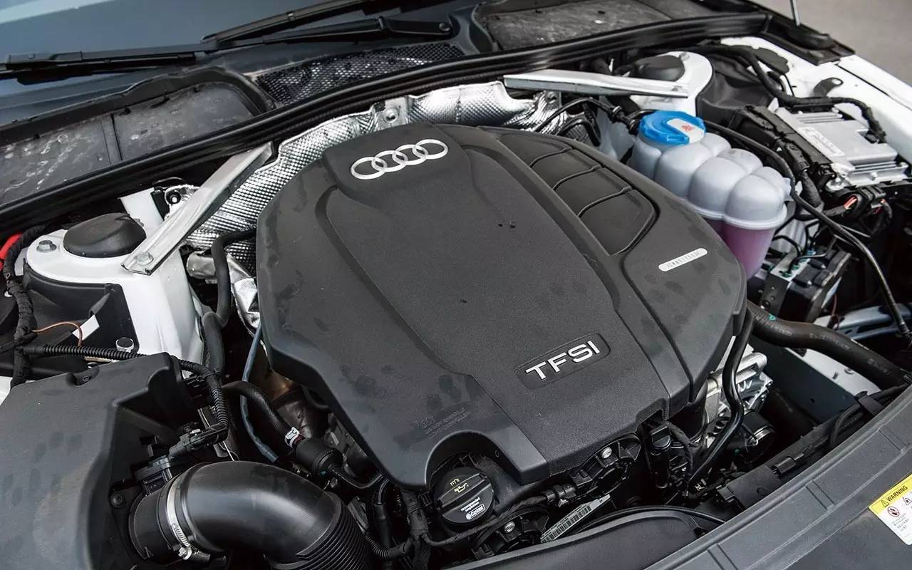 2018款奥迪a4l试驾视频胖哥,21款奥迪a4l豪华动感深度试驾