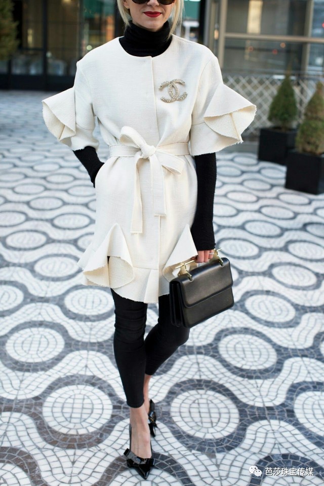 教你美｜低头就掉的皇冠我不要！尊贵的你我需要一枚胸针！