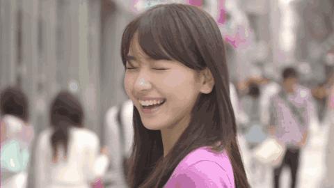 还在为拍照姿势而头疼？卖萌起家的JK们，早在100年前就美成精了！也许她们的某个姿势能带给你一点灵感……