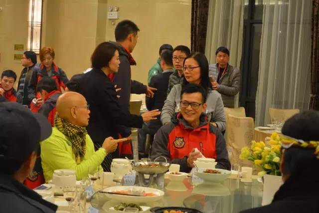 靖哥哥去哪里了,靖哥哥旅行