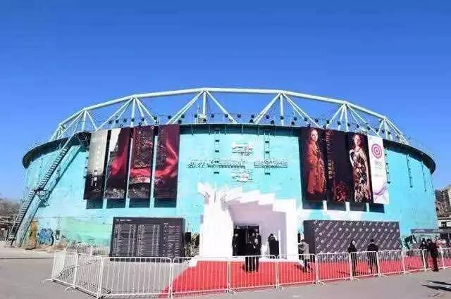 中国国际时装周|去北京看时装周的一万个理由,我们这里先给出20个!