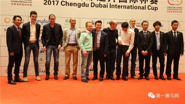迪拜赛马俱乐部赛事执行总监：中国赛马正飞速发展