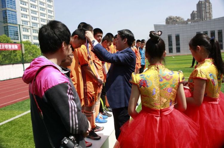 三明市中小学生足球联赛引爆激情点燃中国足球梦！