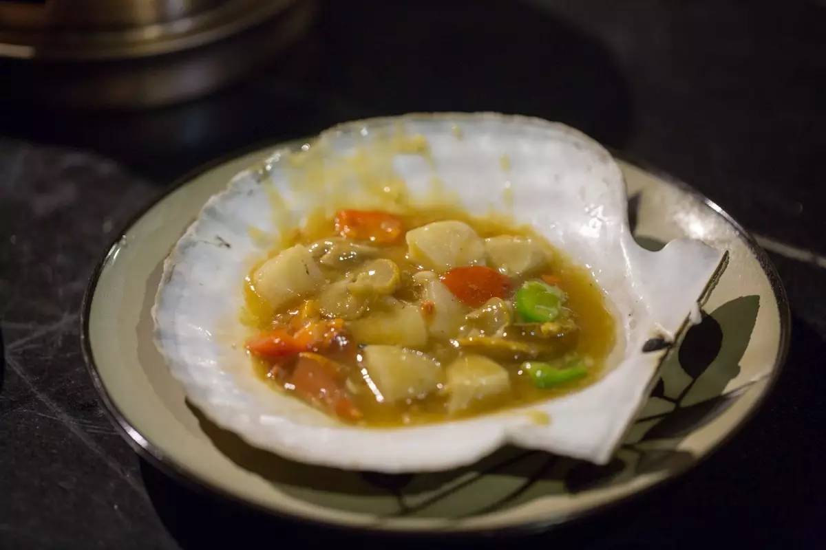 大连空运来的海洋馆，这家海鲜仓库简直是大海的搬运工对不起，你们的皮皮虾已经被我炒了