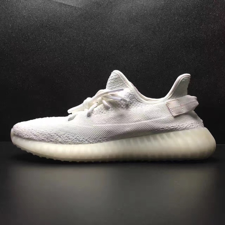 一双高价的鞋你却不知道怎么洗？唯独有这双白斑马！