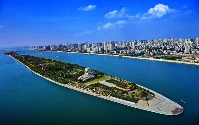 福地长沙——国足在这里点燃奇迹中国红!