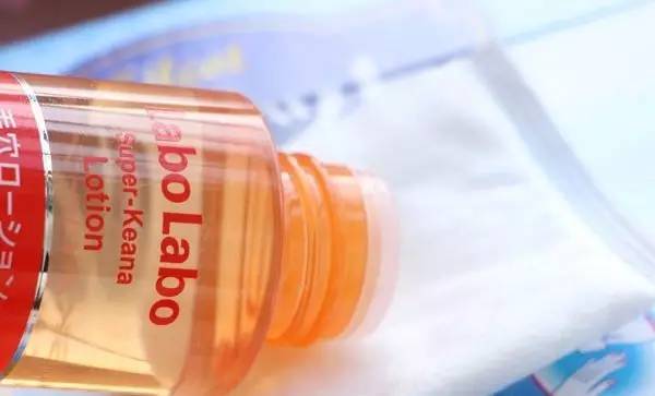 城野医生毛孔收敛水怎么用,城野医生毛孔细致水和收敛水区别