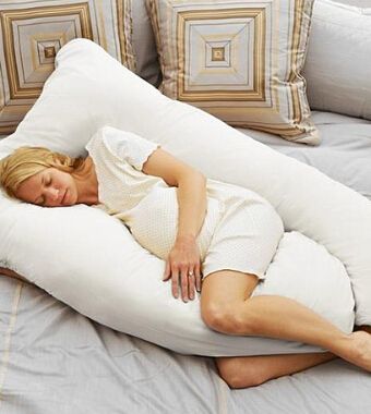 孕期肚子痒抹完炉甘石还痒怎么办,孕期肚子起红疹很痒怎么回事