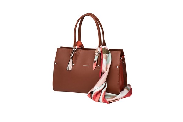 longchamp斜挎饺子包,longchamp饺子包大号效果图