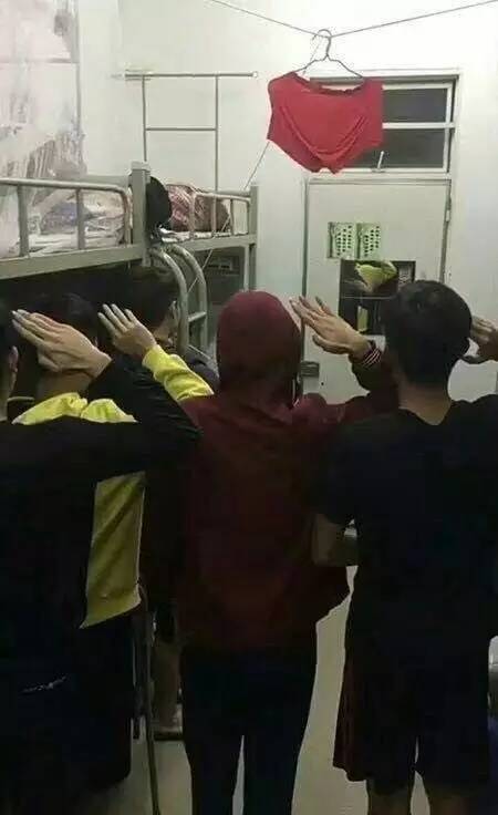 中韩对抗火药味完整版足球,中韩对决场外球迷起冲突