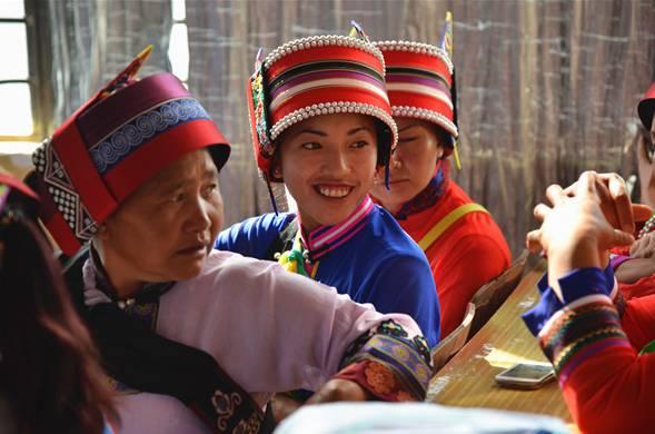 浜戝崡娉歌タ鍘跨編濂虫紓浜悧,浜戝崡绾㈡渤娉歌タ缇庡コ