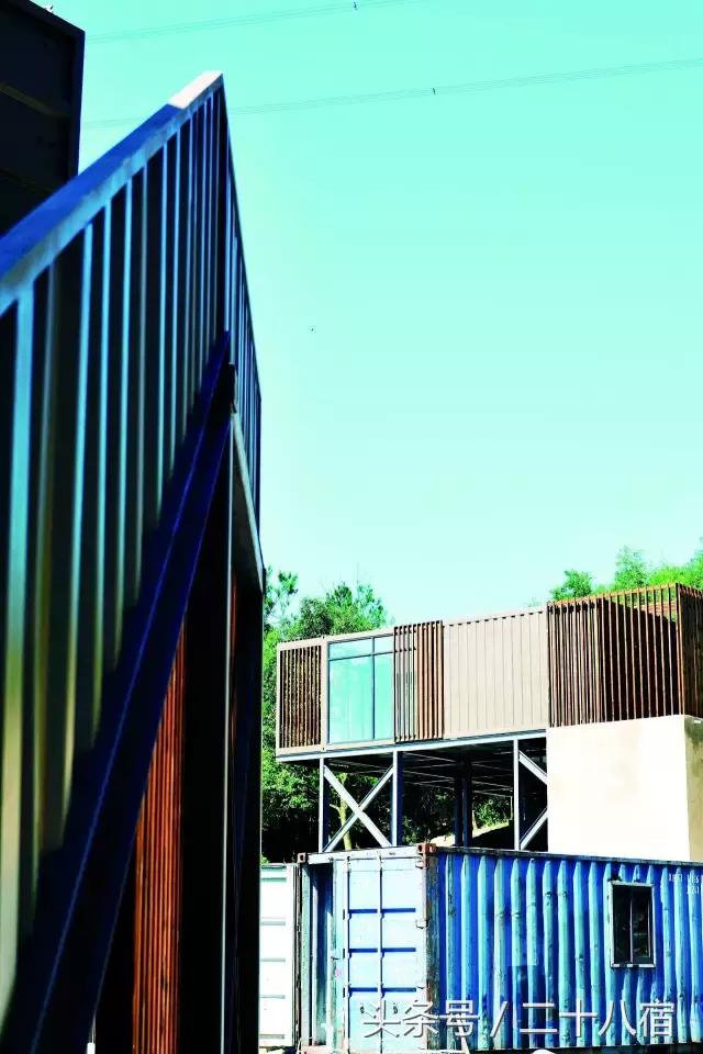 集装箱民宿散发艺术魅力,创意民宿集装箱房