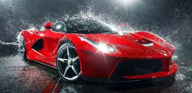 就算你月薪5万又怎样，在这儿也只够洗次车