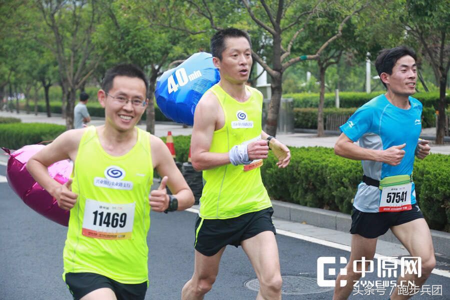 马拉松训练怎么练臀中肌,马拉松破3步频步幅至少多大