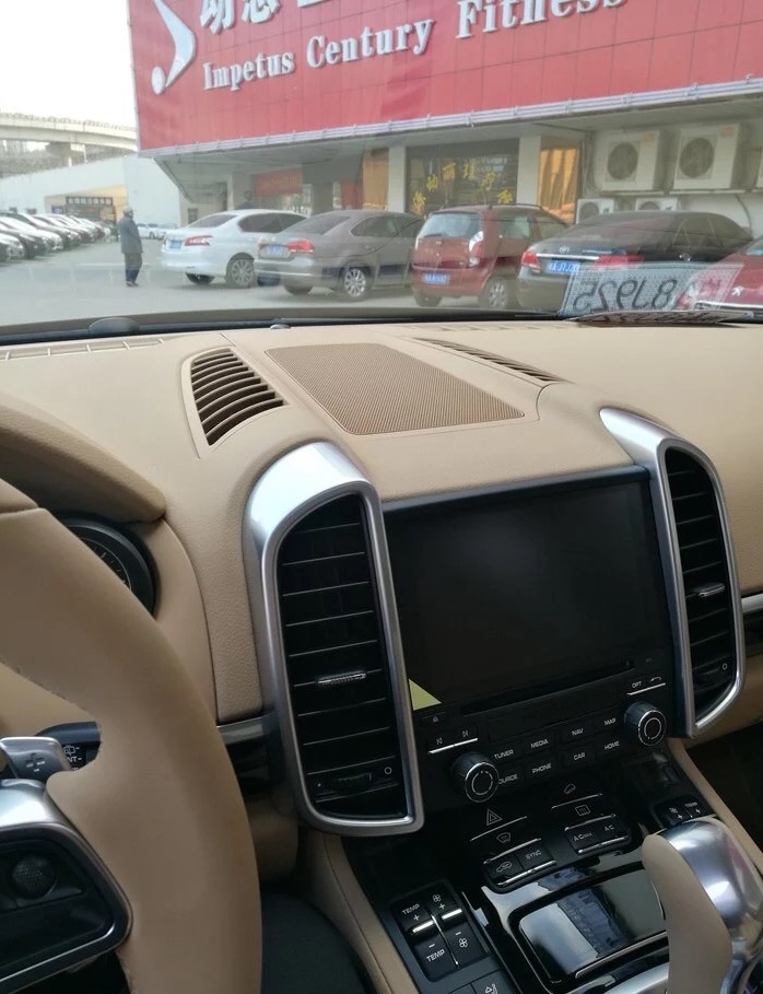 100万卡宴值不值得买,100万预算保时捷买哪款好