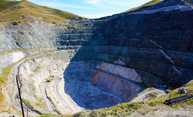 怎么区分新疆戈壁海蓝宝石的真假,价值400万的新疆戈壁海蓝宝石