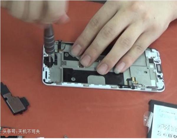 oppor9拆机要什么工具,oppor9m怎么拆机教程