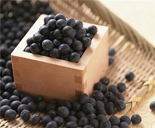 经期吃什么能排清淤血,经期吃什么好排出淤血又能减肥