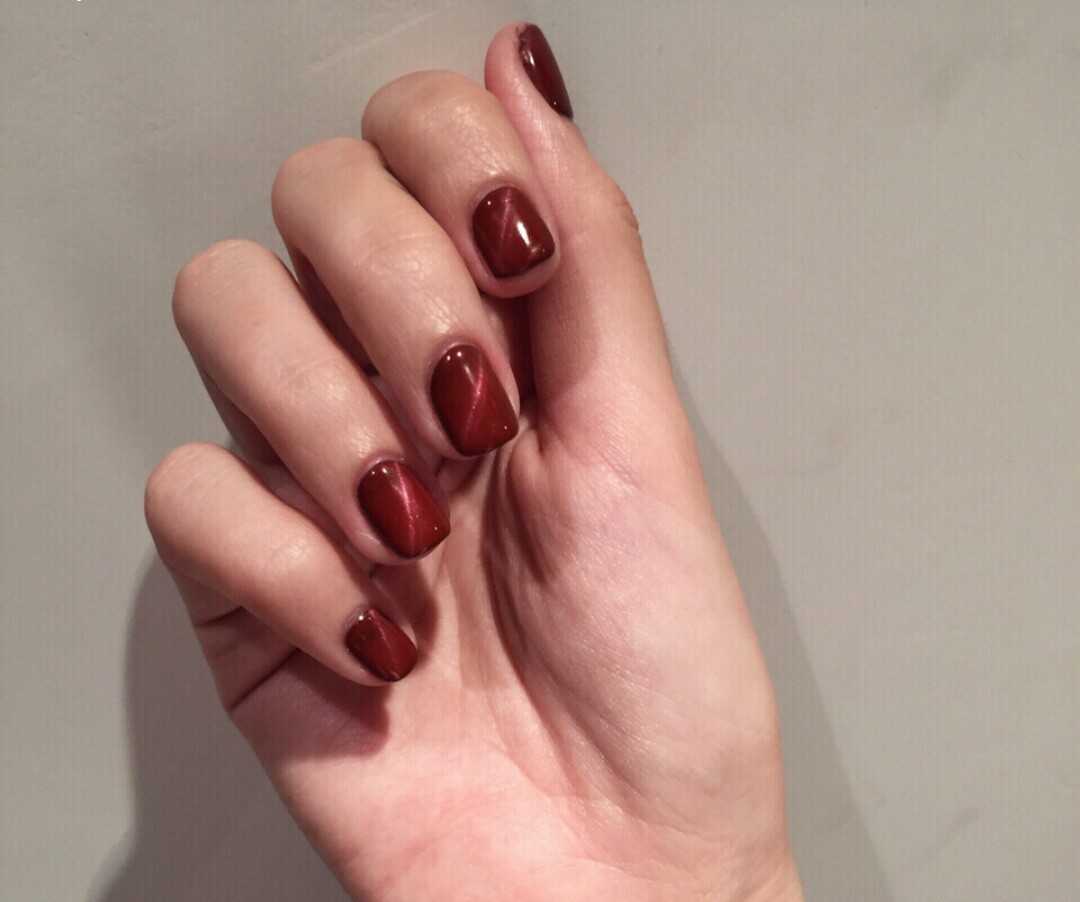 最好看最流行的猫眼美甲,十个不同颜色的猫眼美甲