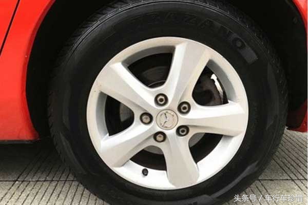 女生开的二手小车4万以下,女生开的车3万以内二手