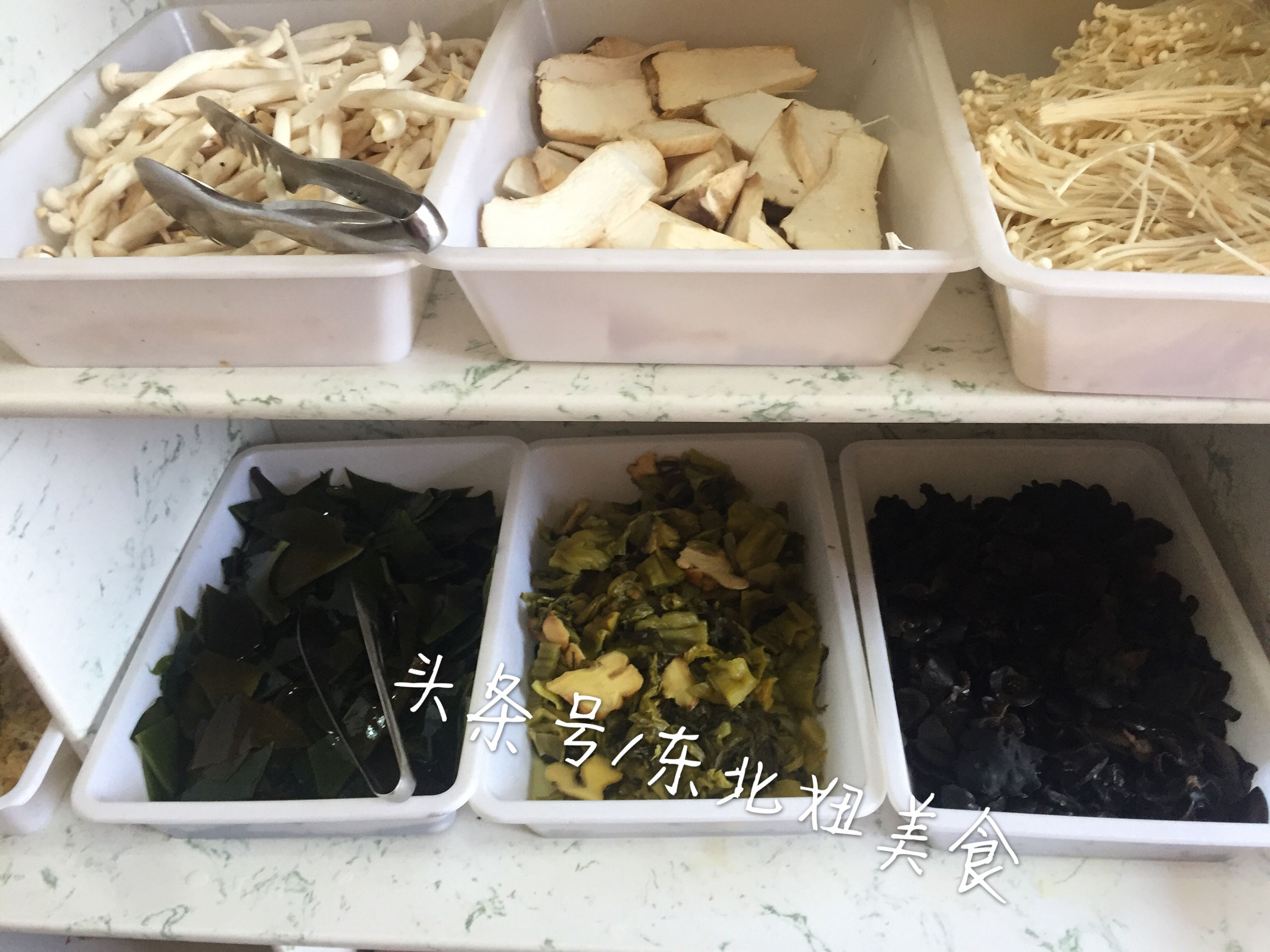 吃自助没吃多少就很撑,吃自助火锅没吃几口就饱了