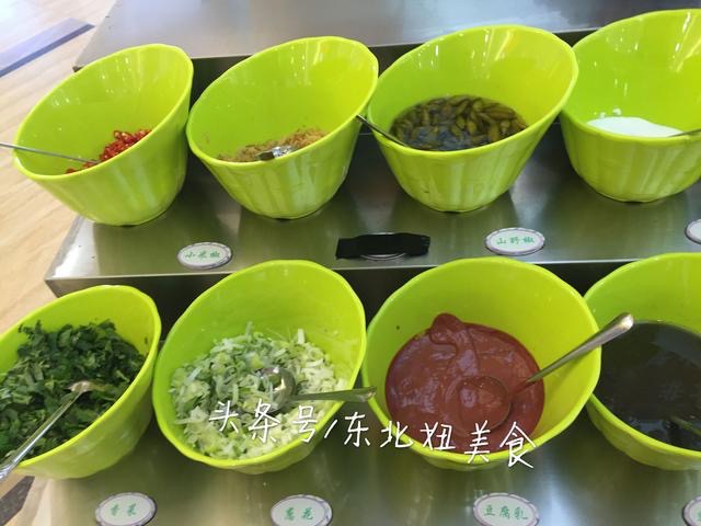 吃自助没吃多少就很撑,吃自助火锅没吃几口就饱了