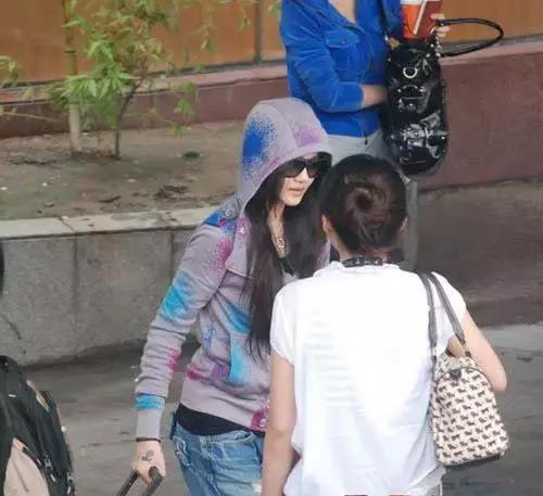 鍗冨懠涓囧敜闃叉檼鍚堥泦,鍗冨懠涓囧敜鐨勯槻鏅掗湝