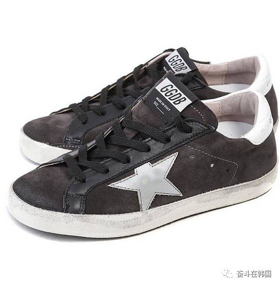 换季该买什么鞋子,换季买什么鞋子好看