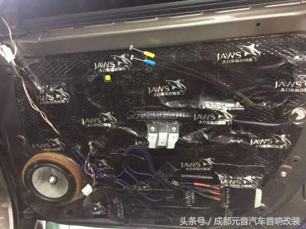 三菱帕杰罗改回原车音响,三菱帕杰罗速跑音响喇叭改装