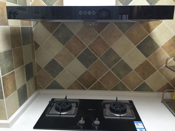 75平米两室一厅装修简美,75平顶楼带阁楼的装修清单