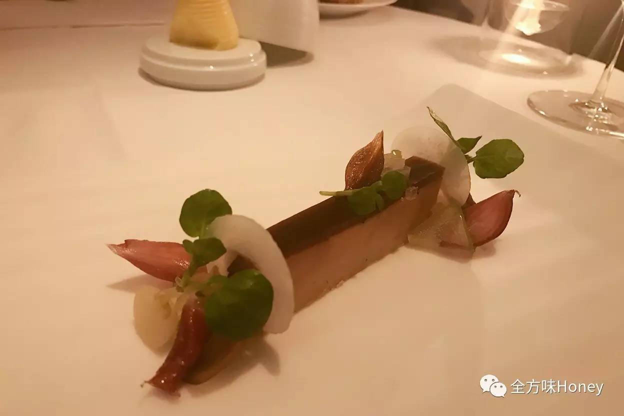 地狱厨师戈登拉姆齐的米其林三星餐厅真的好吃吗？