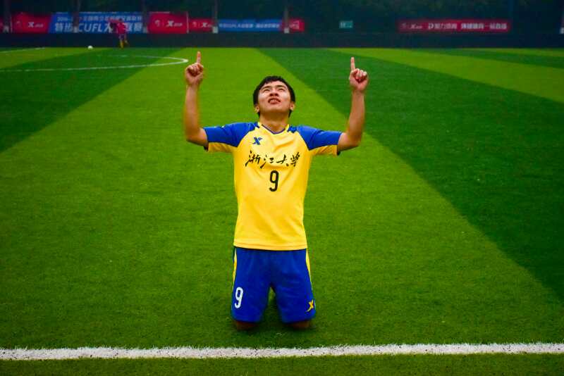 世预赛国足逼平泰国,世预赛国足力争不留遗憾