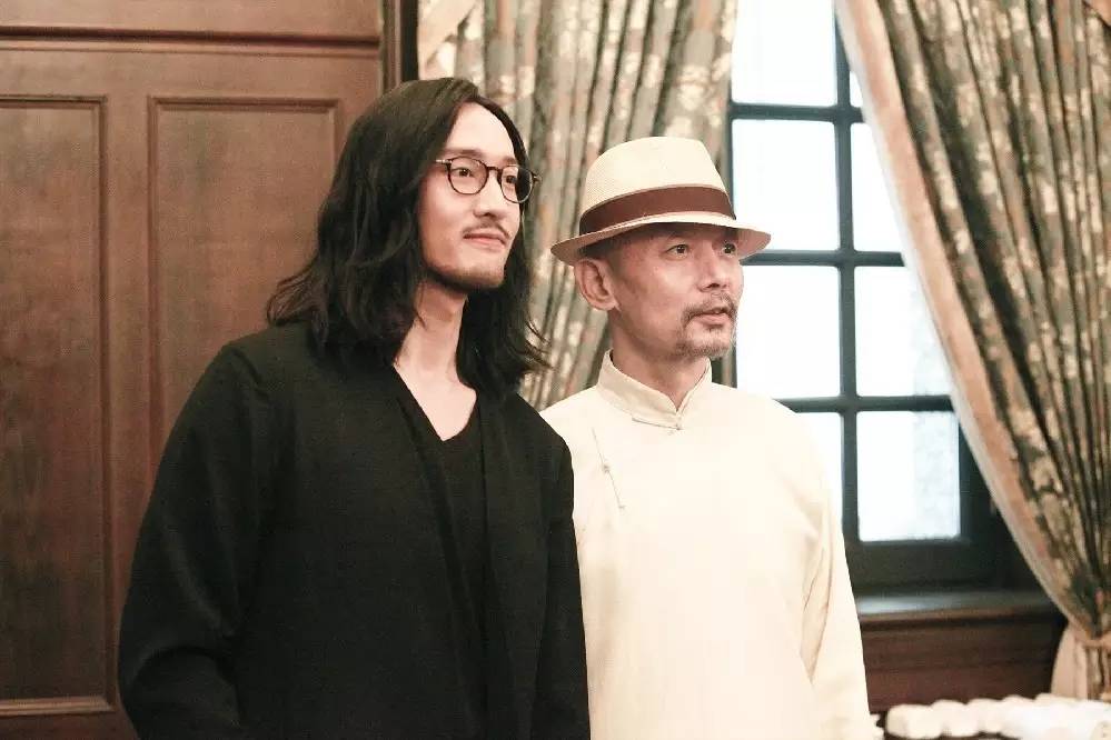 留小胡须有什么讲究,留胡须有技巧