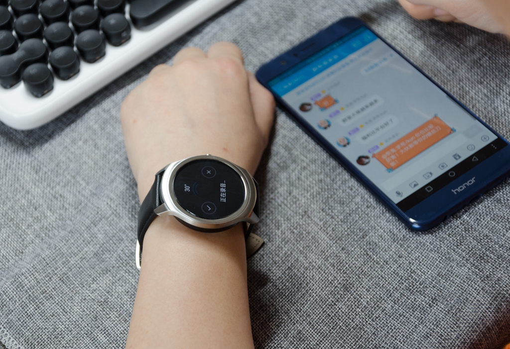 续航长支持esim可回微信的手表,ticwatch2经典版续航