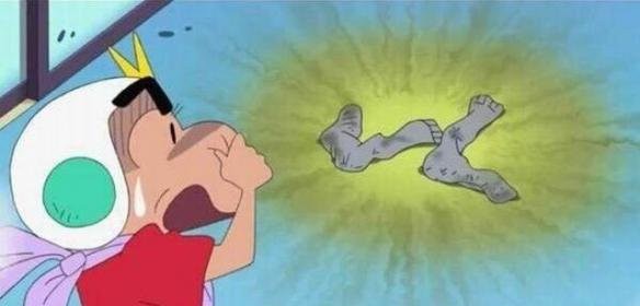 辣鼻子丨全美臭鞋PK，12岁少年夺冠！