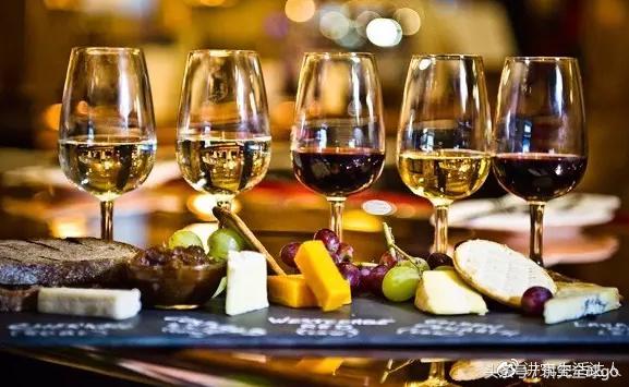 通过酒的颜色辨别真假葡萄酒,如何判断葡萄酒真假