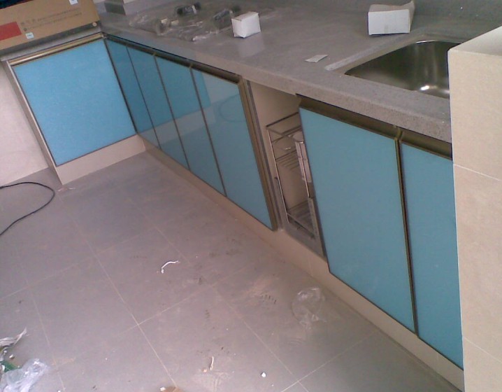 用瓷砖做橱柜有什么缺点,用瓷砖做橱柜容易坏吗