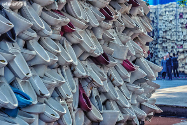 佛山石湾公园马桶瀑布,最奇葩的景点马桶瀑布