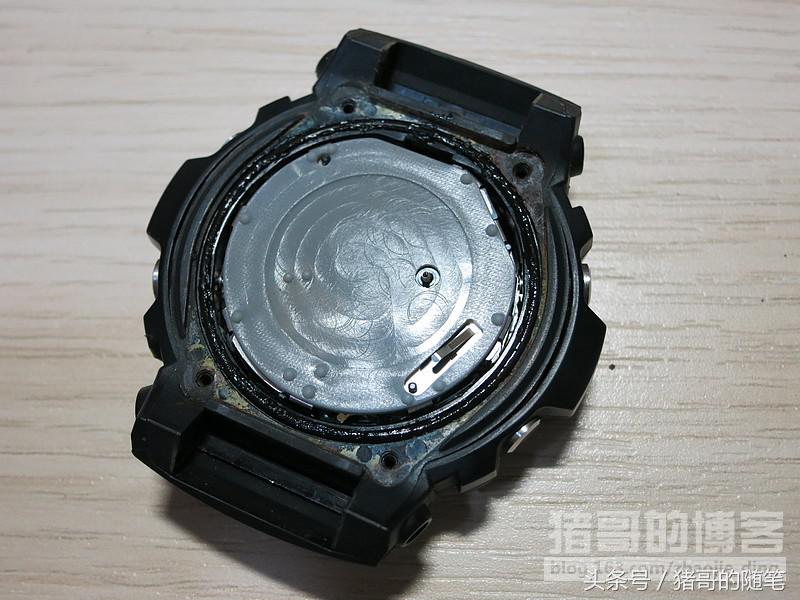 卡西欧g-shockga400换电池,卡西欧g-shock怎么换电池